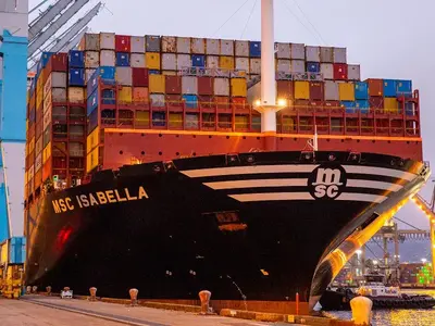 História das Testemunhas! MSC se tornará a primeira empresa de navegação do mundo com uma capacidade de 5 milhões de TEUs