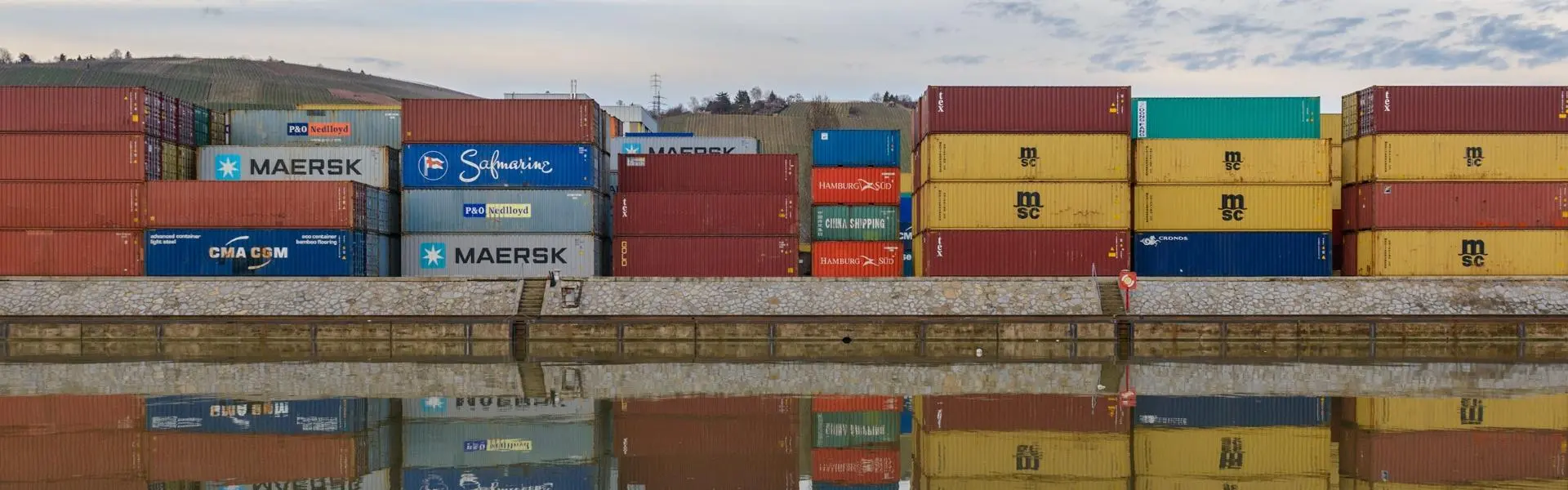Trump Tariffs Update-Presidente para Esclarecer as Tarifas de Eletrônicos na segunda-feira
